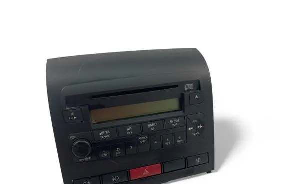 Fiat Strada Radio/CD/DVD/GPS head unit VP50FF18C838EA