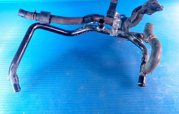 Volkswagen Crafter Engine coolant pipe/hose 5Q0122101BL 5Q0121599P