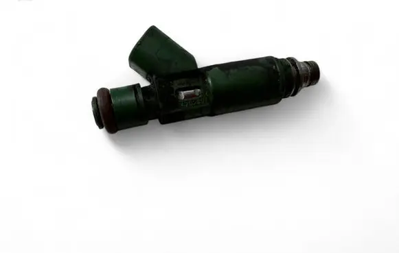 Fuel injector