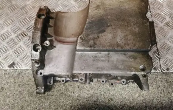Ford Focus Oil sump CM5G6675FC