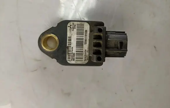 Peugeot 4007 Airbag deployment crash/impact sensor 8651A002 39754C