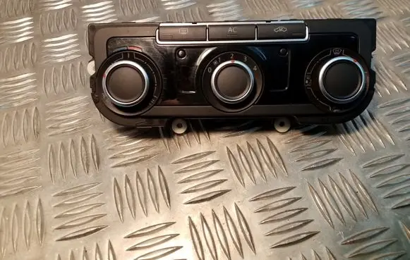 Volkswagen PASSAT B7 Climate control unit 7N0907426AM