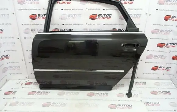 Audi A8 S8 D3 4E Rear door