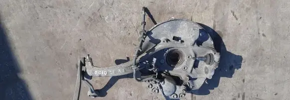 Audi Q5 SQ5 Front wheel hub spindle knuckle