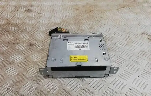 Citroen DS5 Radio/CD/DVD/GPS head unit 9806710580 8DB0P2F6E 503551320809