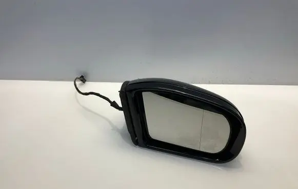 Mercedes-Benz C W203 Front door electric wing mirror