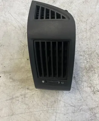 Citroen Jumper Dashboard air vent grill cover trim 385817