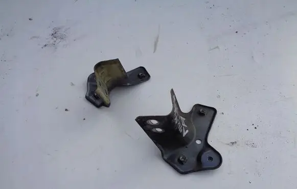 Skoda Fabia Mk2 (5J) Fender mounting bracket