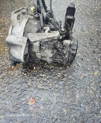 Volkswagen Cross Polo Manual 5 speed gearbox MNY 071301103C