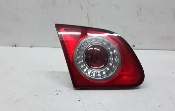 Volkswagen PASSAT B6 Tailgate rear/tail lights