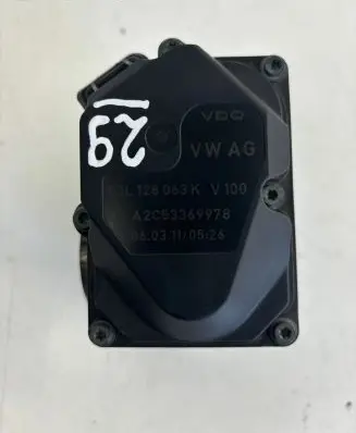 Volkswagen Sharan Throttle valve 03L128063K
