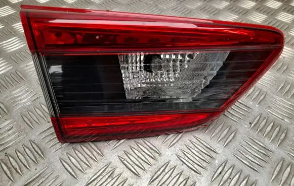 Subaru XV II Rear/tail lights 84251FL110