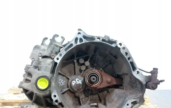 Toyota Yaris Manual 5 speed gearbox 331110D020