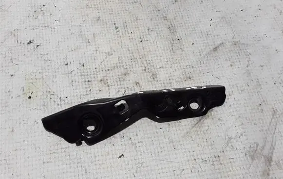 Volvo S60 Front bumper mounting bracket 31455634