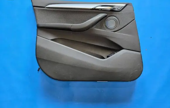 BMW X1 F48 F49 Front door card panel trim