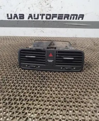 Skoda Yeti (5L) Dash center air vent grill 5L0820951