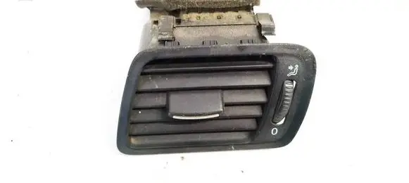 Volkswagen PASSAT B6 Dash center air vent grill 3C1819701E