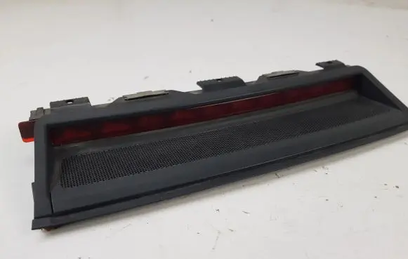 Audi A6 S6 C5 4B Third/center stoplight 4B0945097