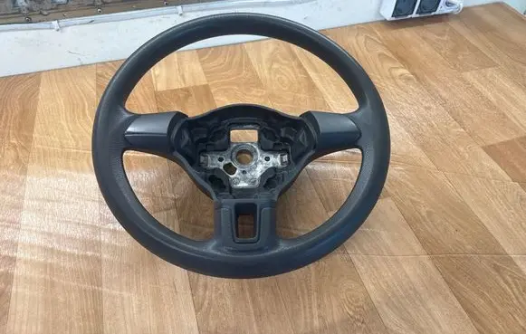 Volkswagen Golf VI Steering wheel 5K0419091H