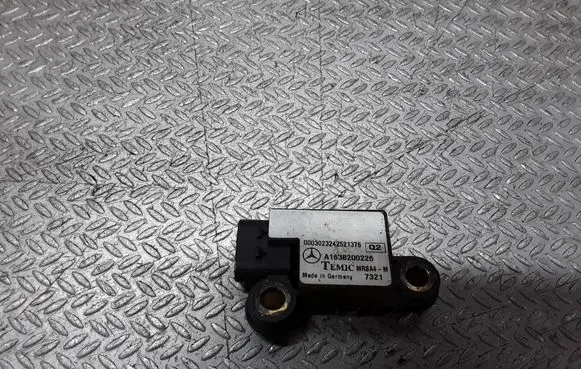 Mercedes-Benz ML W163 Airbag deployment crash/impact sensor 1638200226