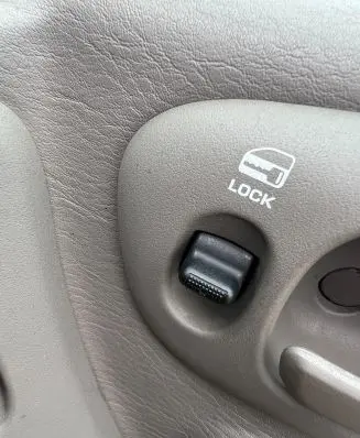Chrysler Grand Voyager IV Electric window control switch