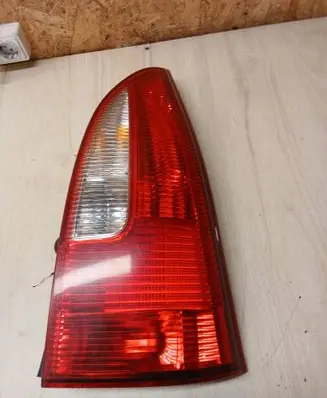 Mazda Premacy Rear/tail lights 22061908