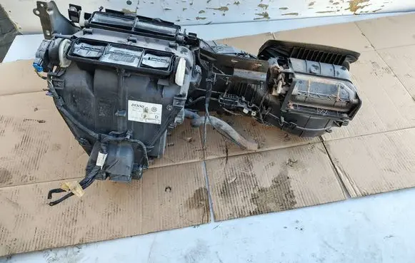 Volkswagen PASSAT B6 Interior heater climate box assembly 3C1820003ES