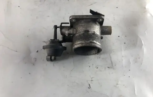 KIA Sorento Throttle valve