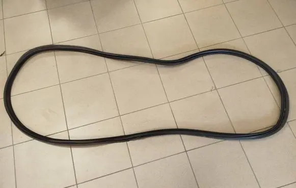 Mercedes-Benz GL X166 Trunk rubber seal (body) 
