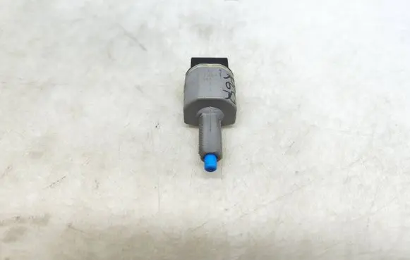 Toyota Prius (XW50) Brake pedal sensor switch 3141X84 1X8404435 04435