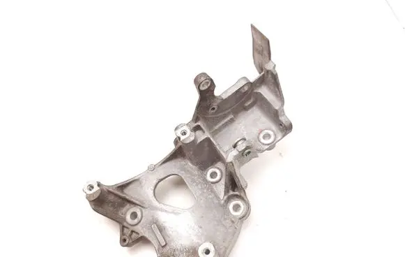 Fiat Freemont Generator/alternator bracket 04627138AA