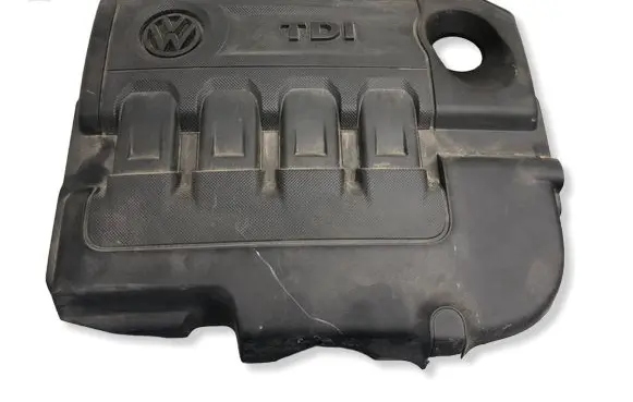 Volkswagen PASSAT B8 Engine cover (trim) 04L103925QBILI 04L103925Q 04L103954T