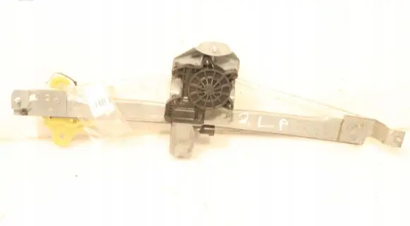 Renault Captur Front window lifting mechanism without motor 