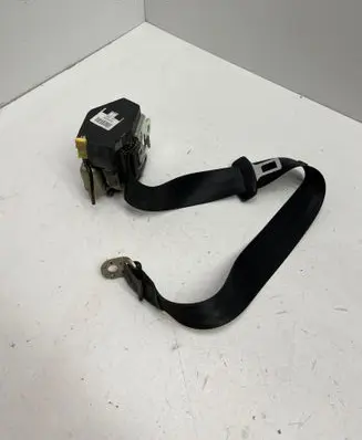 Audi A4 S4 B6 8E 8H Rear seatbelt 8H0857805