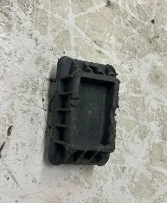 BMW X3 F25 Jacking socket point 7065919 11884410
