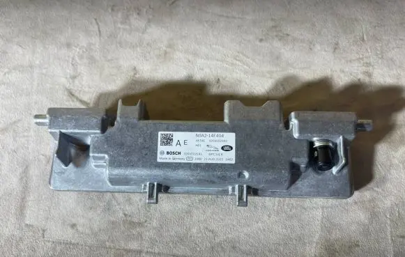 Land Rover Range Rover Velar Windshield/windscreen camera N8A214F404