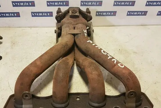 KIA Sportage Exhaust manifold 285002G300