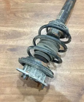 BMW 3 E90 E91 Front shock absorber with coil spring 6796468 10B153DD0022