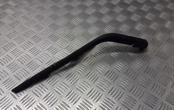 Nissan Note (E11) Rear wiper blade arm BRAK