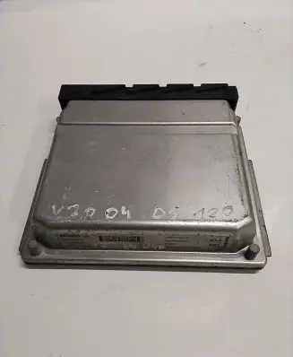 Volvo V70 Engine control unit/module 0281011078