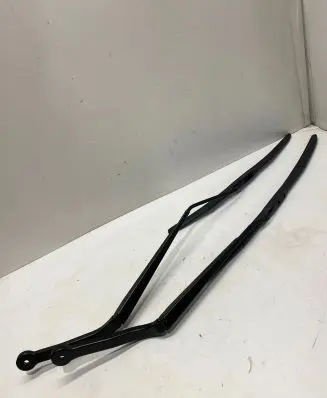 BMW X5 F15 Windshield/front glass wiper blade 7304071