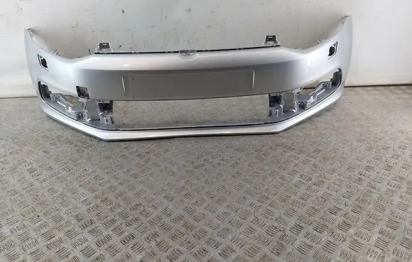 Volkswagen Polo V 6R Front bumper 6C0807221