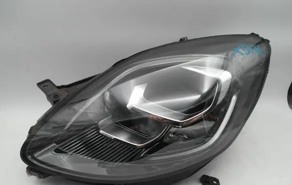 Ford Puma Headlight/headlamp L1TB13E015EH BX726 L90202257
