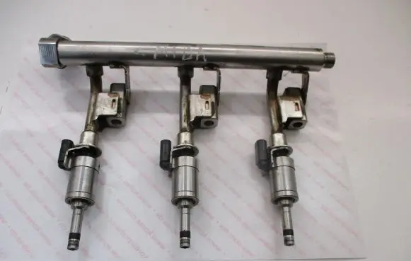 Ford Focus Fuel injectors set DM5G9H487AA 0261500221 M1DA