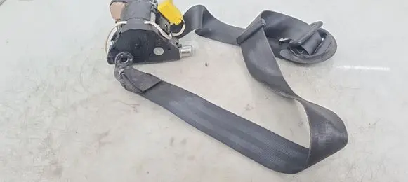 Volkswagen Transporter - Caravelle T5 Front seatbelt 7E5857805