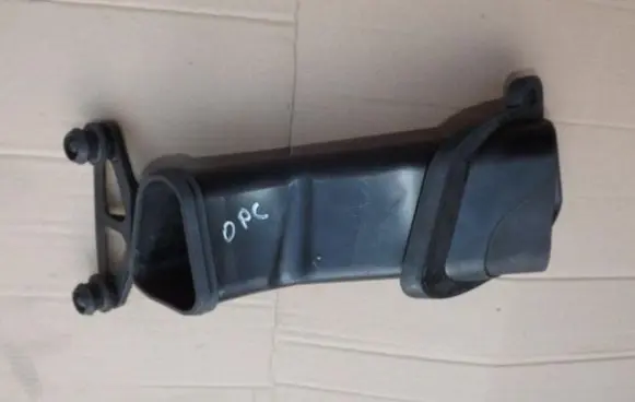 Opel Astra G Air intake duct part