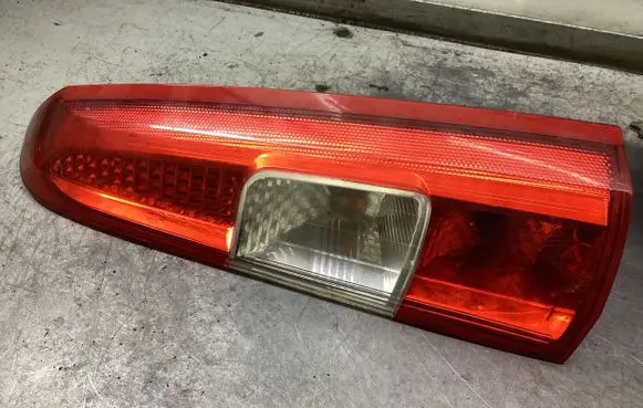 Volvo V70 Rear/tail lights 160986