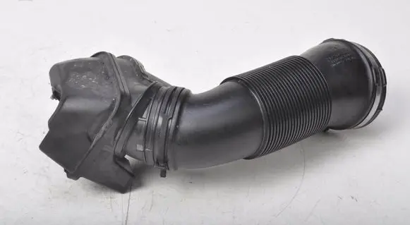 Audi A3 S3 8V Air intake hose/pipe 05E129656A