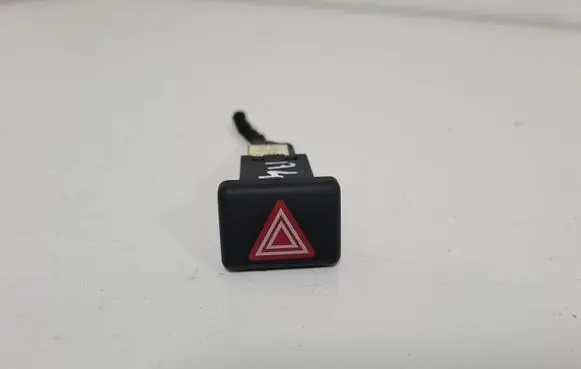 Audi A4 S4 B7 8E 8H Hazard light switch 8E0941509
