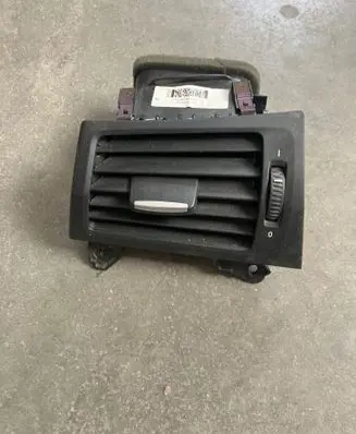 BMW X3 F25 Dashboard side air vent grill/cover trim 9217441 3003635000